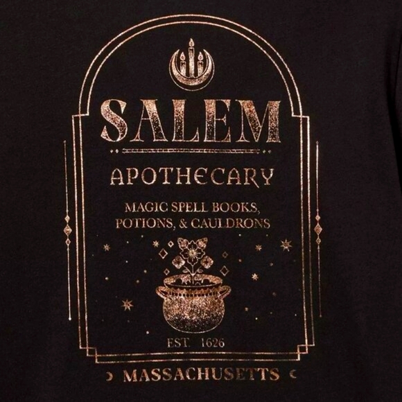 ♥️NWT VINTAGE TORRID TEE - SALEM MASSACHUSETTS APOTHECARY HALLOWEEN WITCH PLUS - Picture 3 of 12